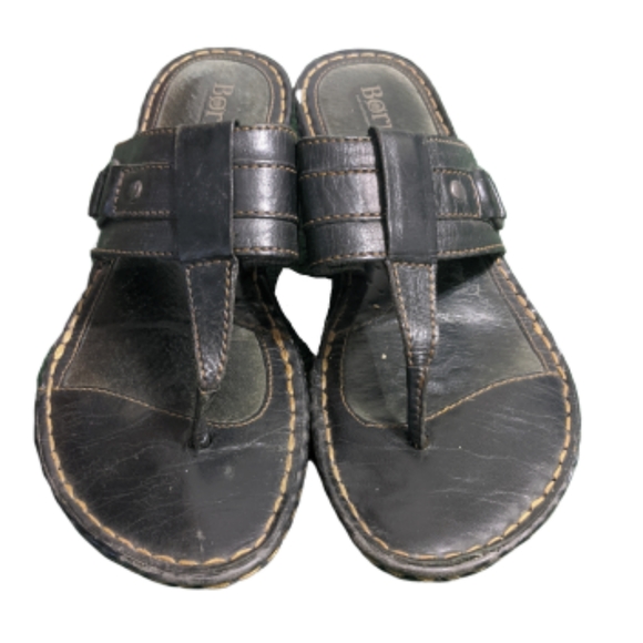 Born Shoes - ⚠️3/$15⚠️ Born Sandals
